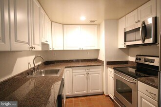 3 Washington Cir NW in Washington, DC - Building Photo - Building Photo