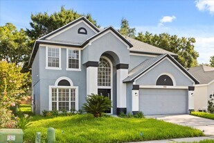 349 Hanging Moss Cir in Lake Mary, FL - Building Photo