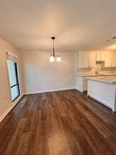 909 Silber Rd in Houston, TX - Building Photo - Building Photo