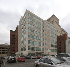 The Warehouse Apartments in Philadelphia, PA - Building Photo - Building Photo