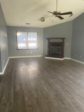 46 Philmont Dr in Hampton, VA - Foto de edificio - Building Photo