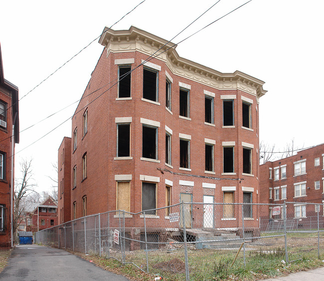 54-56 Edgewood St in Hartford, CT - Foto de edificio - Building Photo