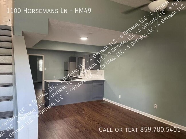 1100 Horsemans Ln in Lexington, KY - Building Photo - Building Photo