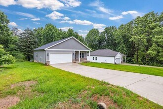 5185 Grand Canyon Rd NW in Concord, NC - Building Photo - Building Photo