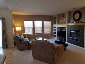 7214 S Kellerman Way in Aurora, CO - Building Photo - Building Photo