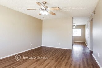 8422 N 42nd Dr in Phoenix, AZ - Building Photo - Building Photo