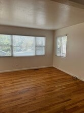 1865 Simpson Ave in Reno, NV - Foto de edificio - Building Photo