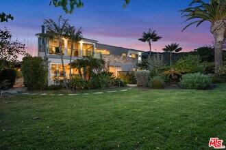 6047 Cavalleri Rd in Malibu, CA - Building Photo - Building Photo