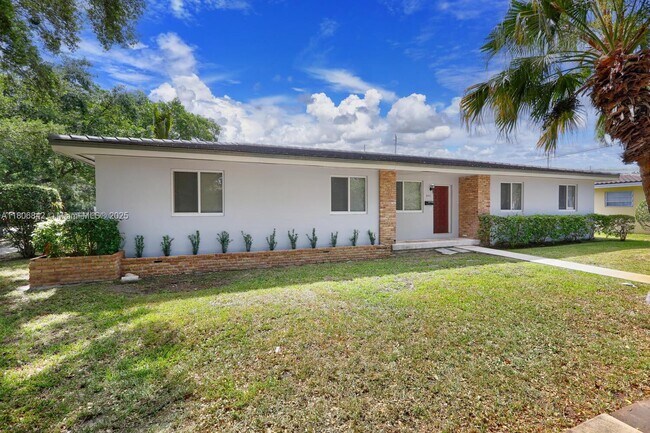 900 Benevento Ave in Coral Gables, FL - Building Photo - Building Photo