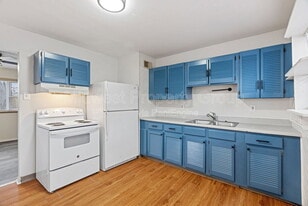 1414 E Pitman Ave in Wentzville, MO - Building Photo