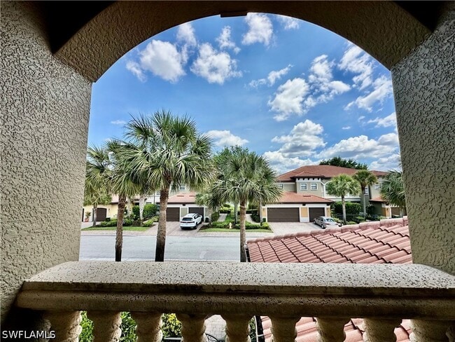 property at 1303 Verde Dr