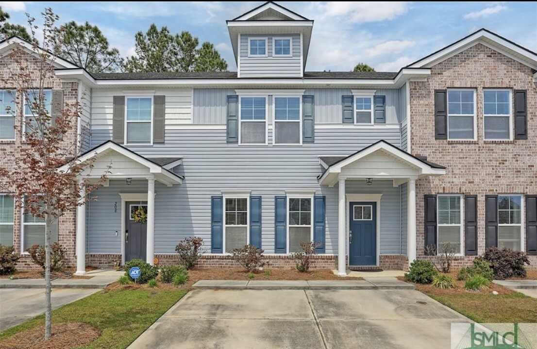 206 Sonoma Dr in Pooler, GA - Foto de edificio