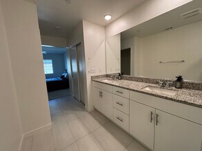 35215 Citrange Ln in Fallbrook, CA - Building Photo - Building Photo