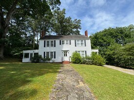 11 Shorter Cir SW in Rome, GA - Building Photo