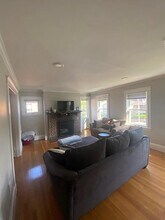 654 Washington St, Unit 2 in Boston, MA - Building Photo - Building Photo