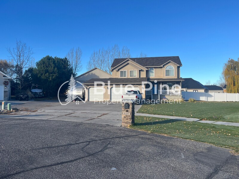 5107 Lindee Ln in Ammon, ID - Building Photo