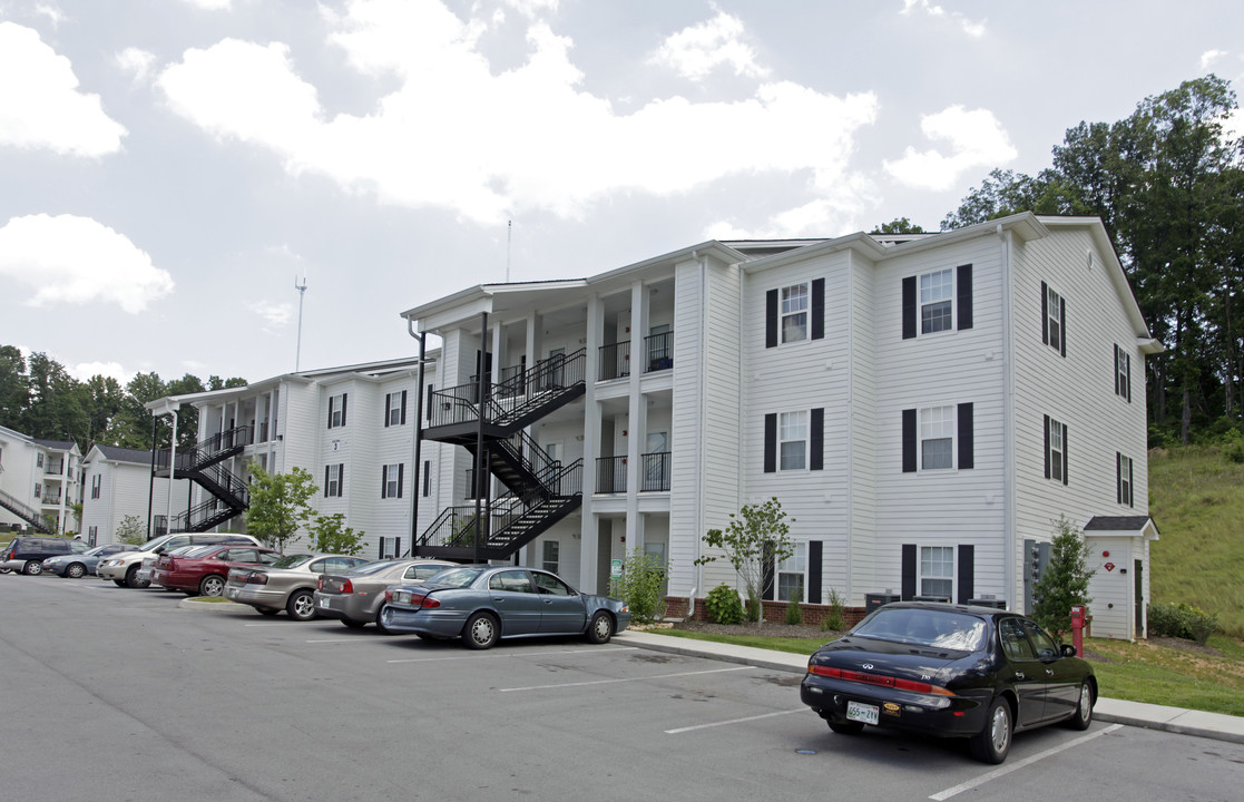 Wilson Village Apartments in Knoxville, TN - Building Photo