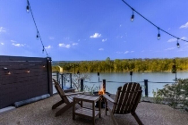 637 Battery Pl in Chattanooga, TN - Building Photo - Building Photo