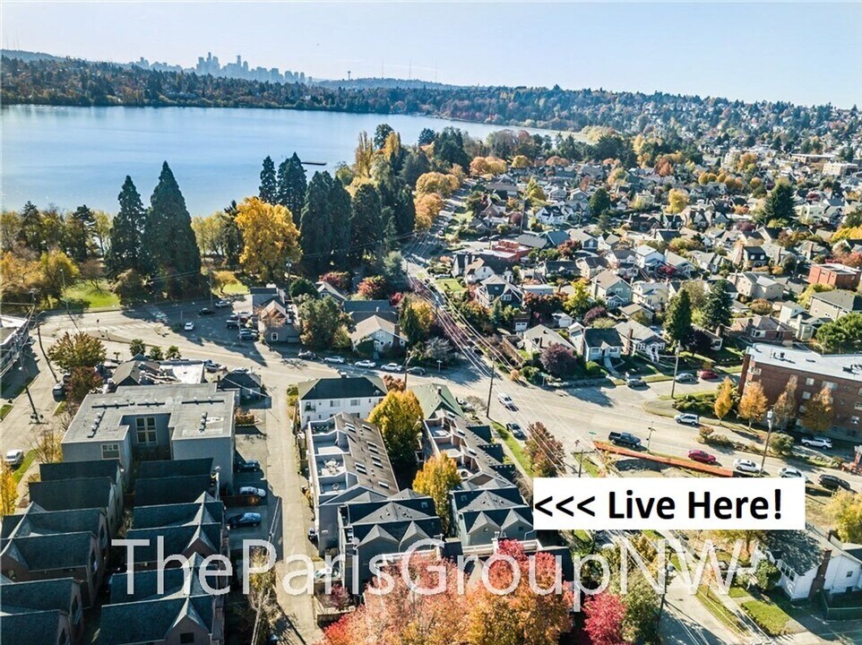 7920 Ashworth Ave N in Seattle, WA - Building Photo