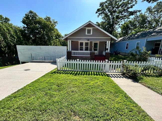 property at 117 N Arlington Ave