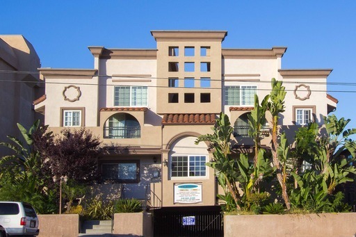 3730 S Sepulveda Blvd, Unit 103 in Los Angeles, CA - Foto de edificio