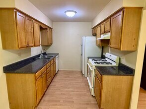 413 Kiowa Cir in Naperville, IL - Building Photo - Building Photo