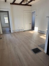 967 Bedford St in Abington, MA - Building Photo - Building Photo