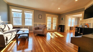 33 Lane Park, Unit 33 Lane Park in Boston, MA - Building Photo - Building Photo