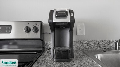 2308 4th Ave N, Unit 611 in Birmingham, AL - Foto de edificio - Building Photo