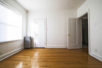 1717 W 77th St 7707 S Hermitage Chicago, IL 60620 in Chicago, IL - Building Photo - Building Photo