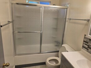 614 Rancheria Dr, Unit B in Chico, CA - Building Photo - Building Photo