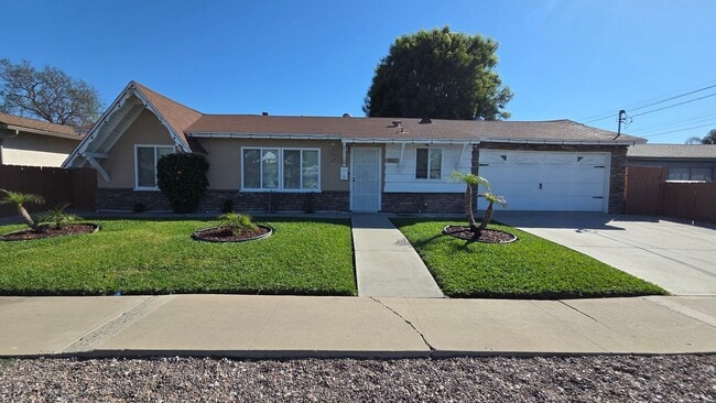 property at 901 Elkelton Blvd