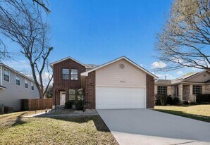 15107 Kamary Ln in San Antonio, TX - Building Photo