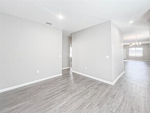 3412 cup drive in Lakeland, FL - Building Photo - Building Photo