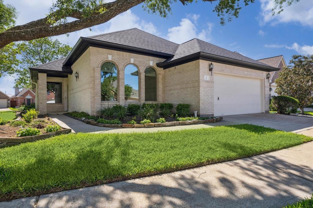 77 Parkway Pl in Houston, TX - Foto de edificio