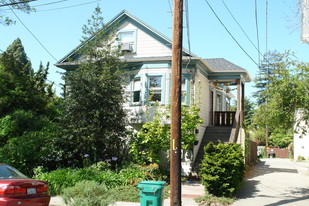 2122 Sacramento St in Berkeley, CA - Building Photo