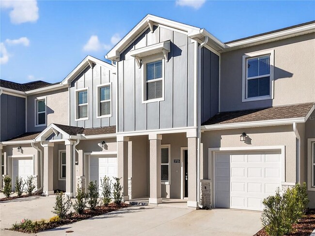 property at 2735 Skyline Lp