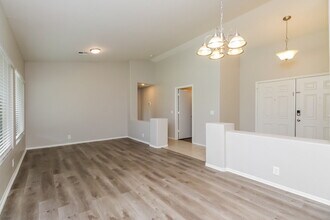 3329 E Wahalla Ln in Phoenix, AZ - Building Photo - Building Photo