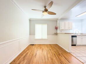 10428 Riverside Dr in Los Angeles, CA - Building Photo - Building Photo