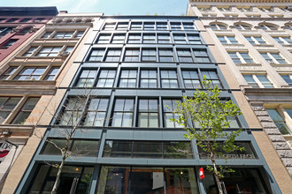 137-139 Wooster St in New York, NY - Building Photo - Building Photo