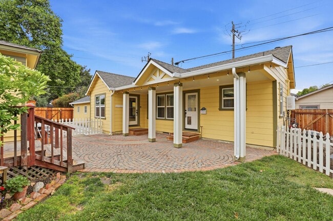 property at 735 West St