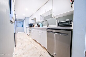 500 Palm Springs Blvd in Indian Harbour Beach, FL - Building Photo - Building Photo