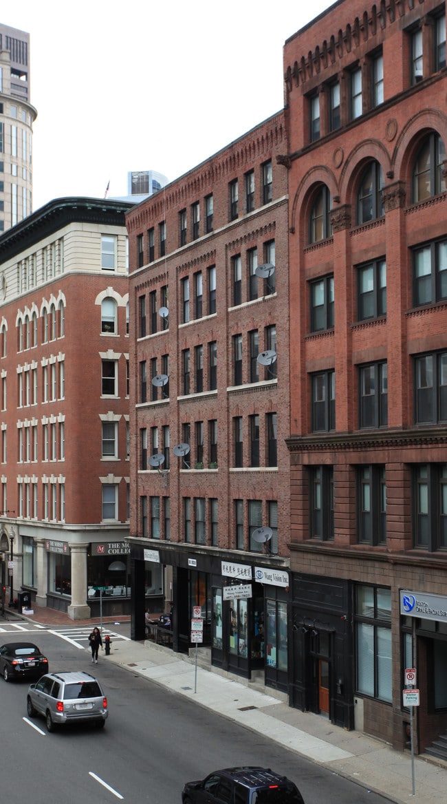 108-114 Lincoln St