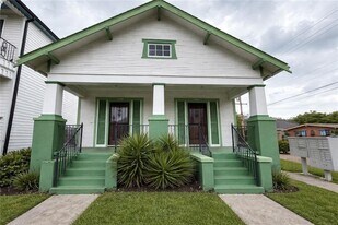 1739 Duels St in New Orleans, LA - Building Photo