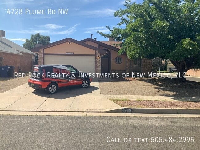 property at 4728 Plume Rd NW