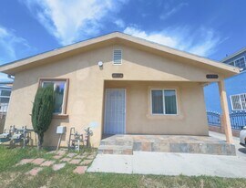 843 W 76th St, Unit 843 W. 76th Street in Los Angeles, CA - Building Photo