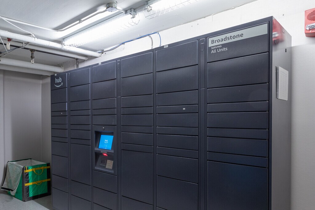 Broadstone Van Dorn Apartments in Alexandria, VA