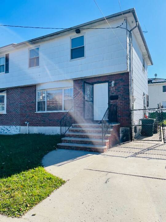 50 Monsey Pl in Staten Island, NY - Building Photo
