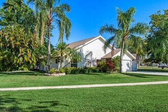 22525 Swordfish Dr in Boca Raton, FL - Building Photo - Building Photo