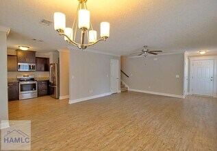 1203 Cypress Fall Cir in Hinesville, GA - Building Photo - Building Photo
